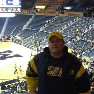 Meet your Posher, Lee